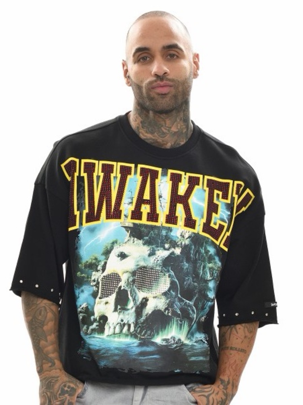 AWAKEN Graphic Black Short-Sleeve Shirt with Skull Print